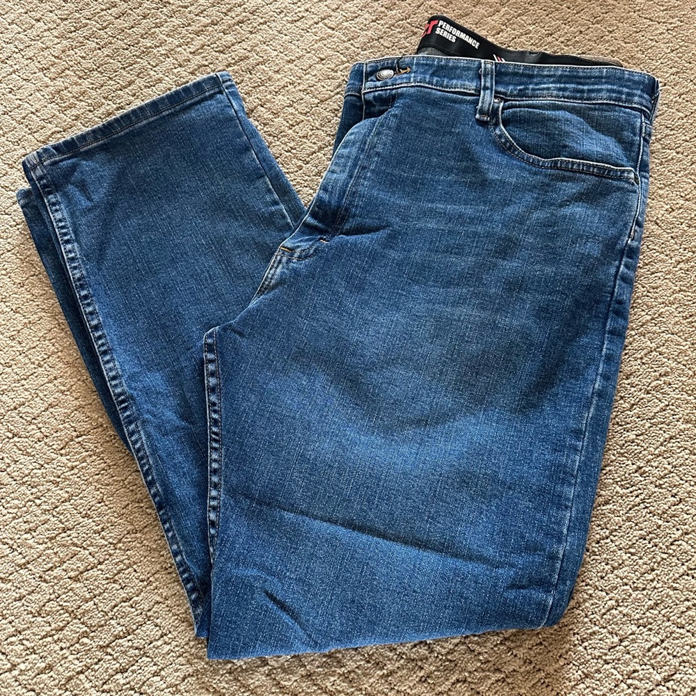 Wrangler Performance Series Men's Blue Jeans